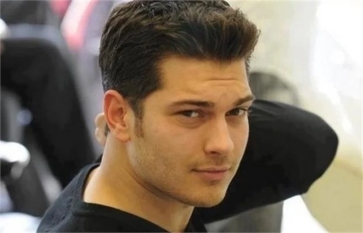 Çağatay Ulusoy’dan haber var!