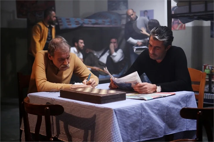 Paramparça'da tehlikeli yakınlaşma!