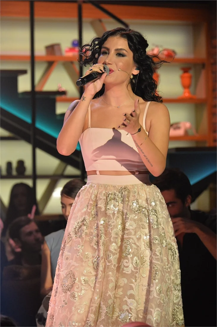 Beyaz Show'da neler oldu?