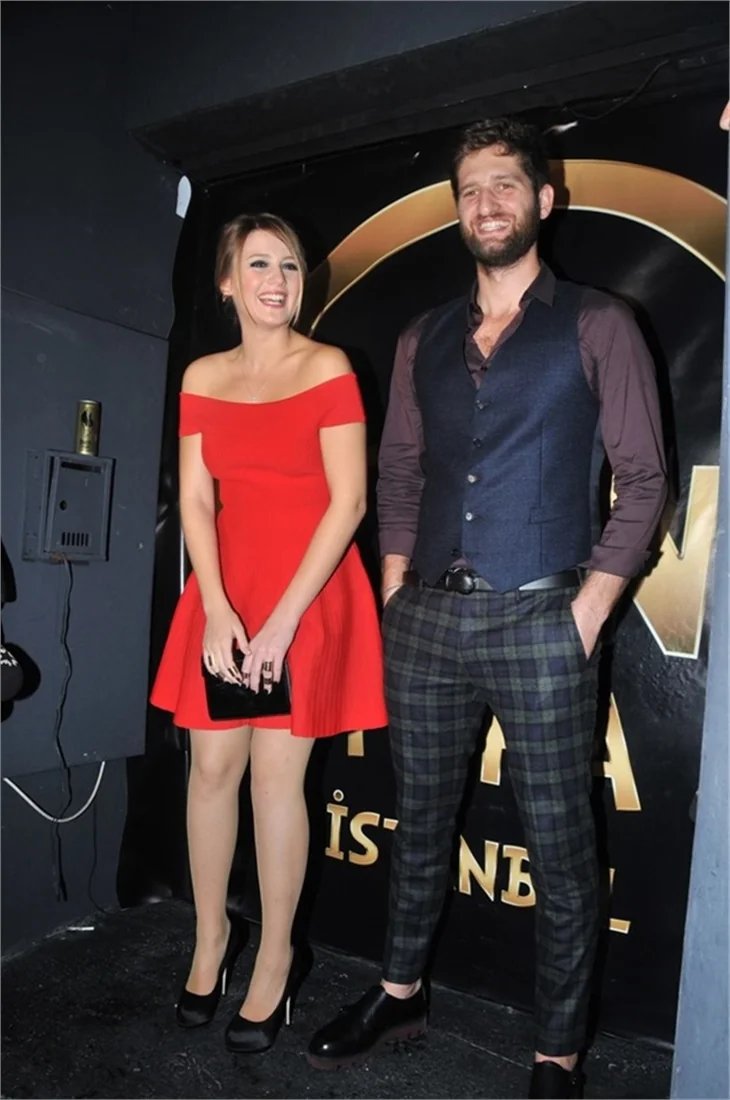 Gizem Karaca'dan evlilik sinyali