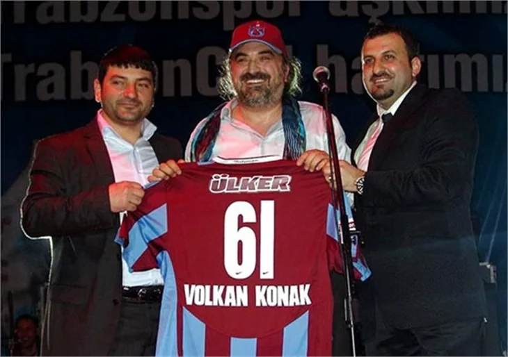 Ünlüler hangi takımı tutuyor?