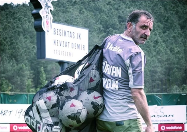 Ünlüler hangi takımı tutuyor?