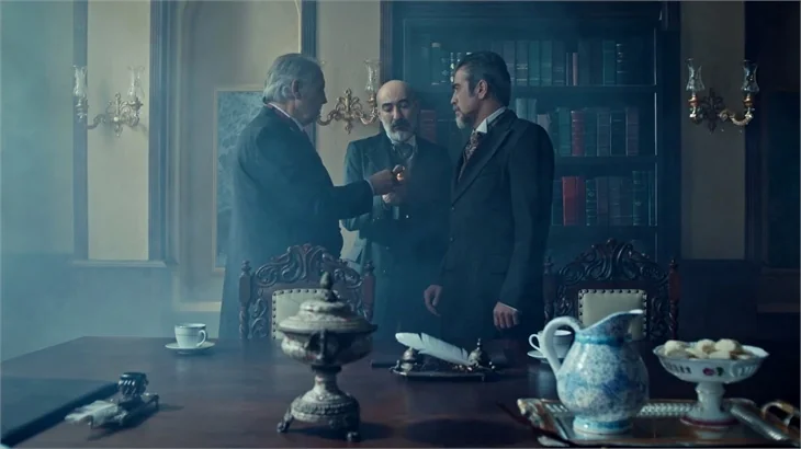 Filinta Mustafa yine tehlikeli sularda...