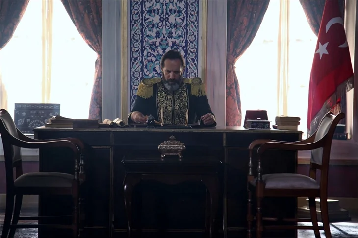 Filinta Mustafa yine tehlikeli sularda...