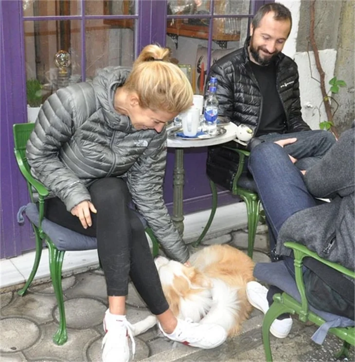 Tuna Aksu'dan Burcu Esmersoy’u kızdıran espri!