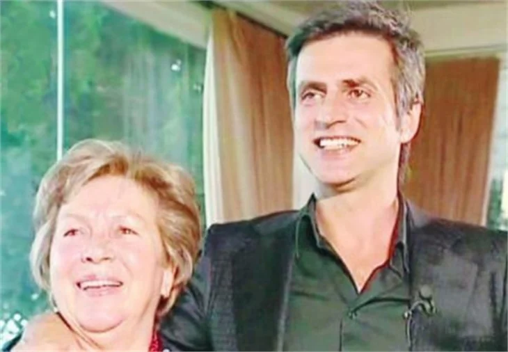 Ünlüler ve anneleri