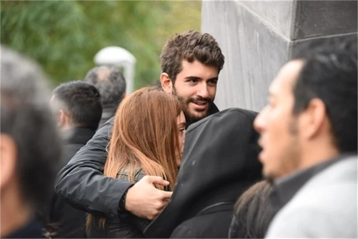 Kenan İmirzalıoğlu Sinem Kobal'ı acı gününde de yalnız bırakmadı
