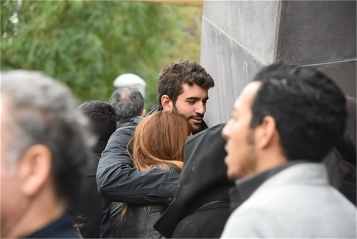 Kenan İmirzalıoğlu Sinem Kobal'ı acı gününde de yalnız bırakmadı