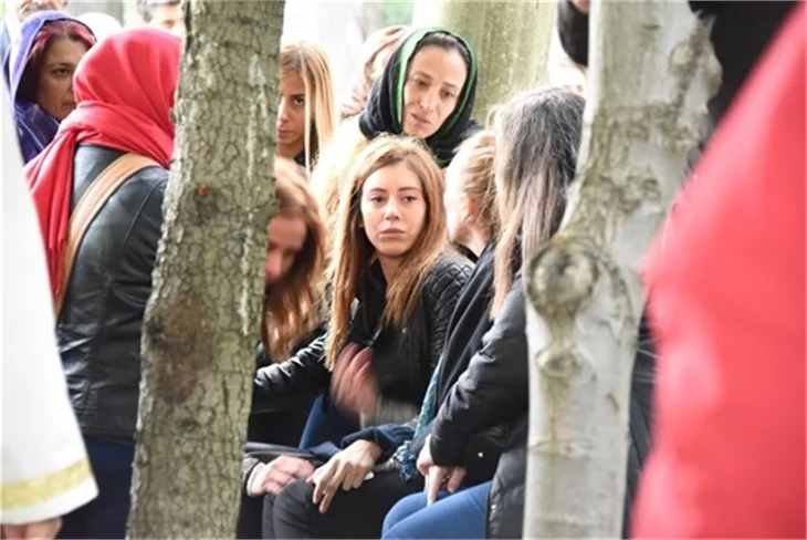Kenan İmirzalıoğlu Sinem Kobal'ı acı gününde de yalnız bırakmadı