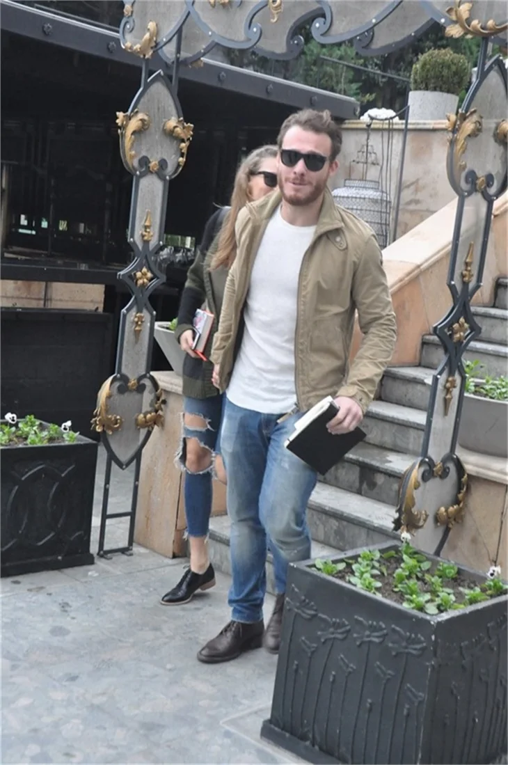 Serenay Sarıkaya ameliyatıyla ilgili soruları yanıtladı