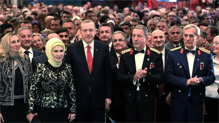 Cumhurbaşkanlığı Sarayı'ndaki resepsiyondan kareler