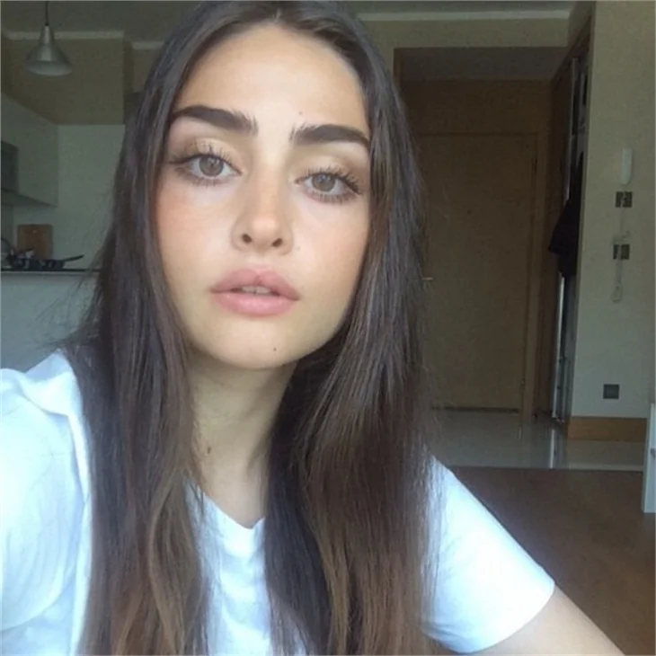 Esra Bilgiç hakkında bilinmeyenleri anlattı