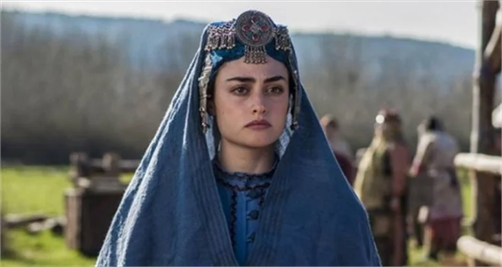 Esra Bilgiç hakkında bilinmeyenleri anlattı