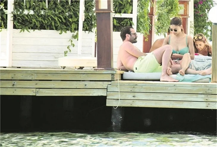 Timur Acar ve Eda Özerkan'ın Bebek çıkarması