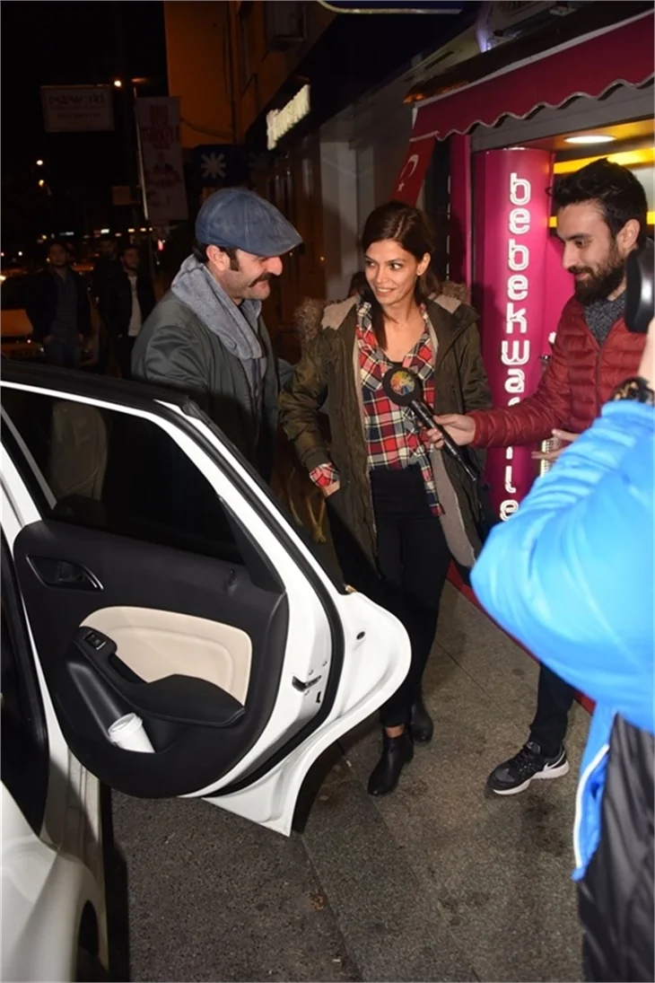 Timur Acar ve Eda Özerkan'ın Bebek çıkarması