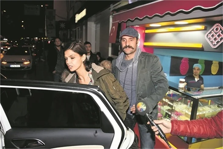 Timur Acar ve Eda Özerkan'ın Bebek çıkarması