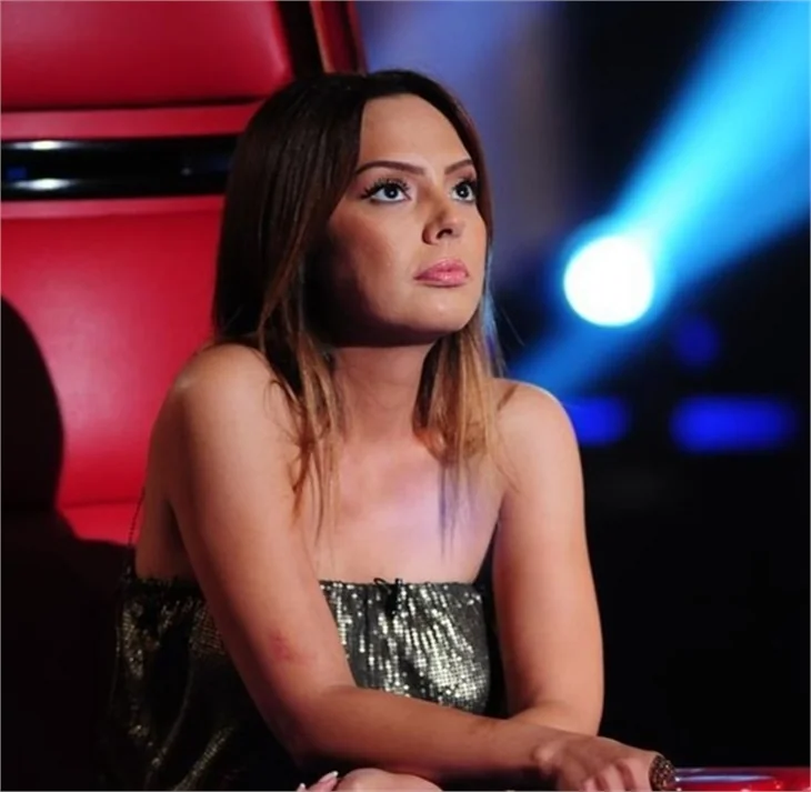 Ebru Gündeş'ten o iddialara fotoğraflı yanıt