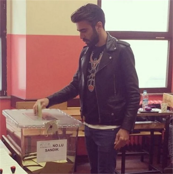 Ünlüler 1 Kasım 2015 seçimi için sandık başında!