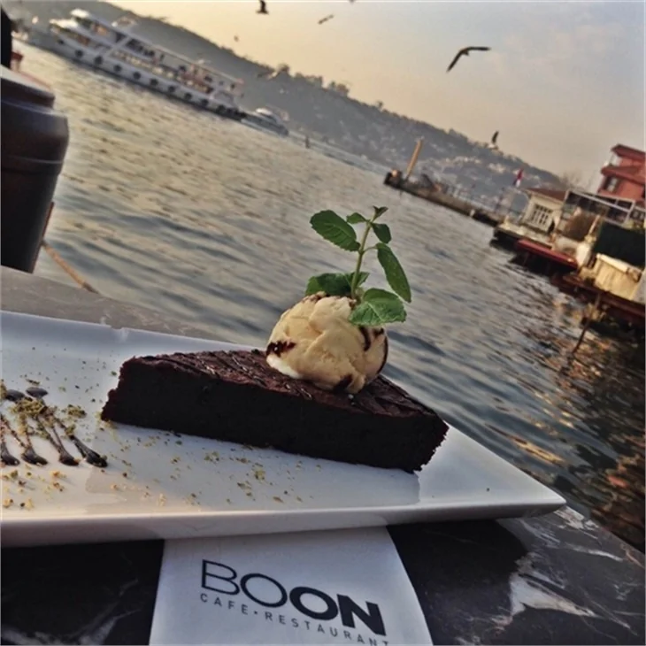 Çengelköy'e Boon enerjisi