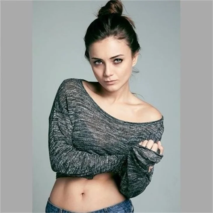 Damla Sönmez: Gülru olsam her şeyimi toplayıp gitmiştim