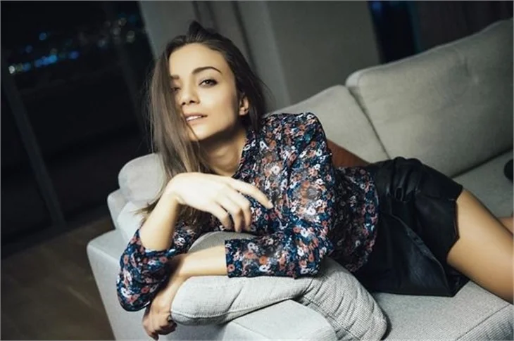 Damla Sönmez: Gülru olsam her şeyimi toplayıp gitmiştim