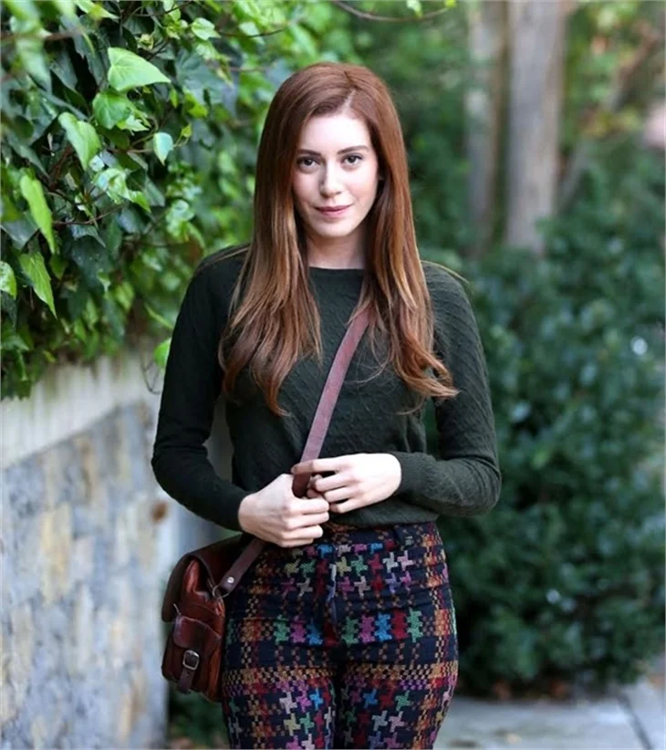 Sinem Kobal ile Hazar Ergüçlü, Analar ve Anneler'i anlattı!