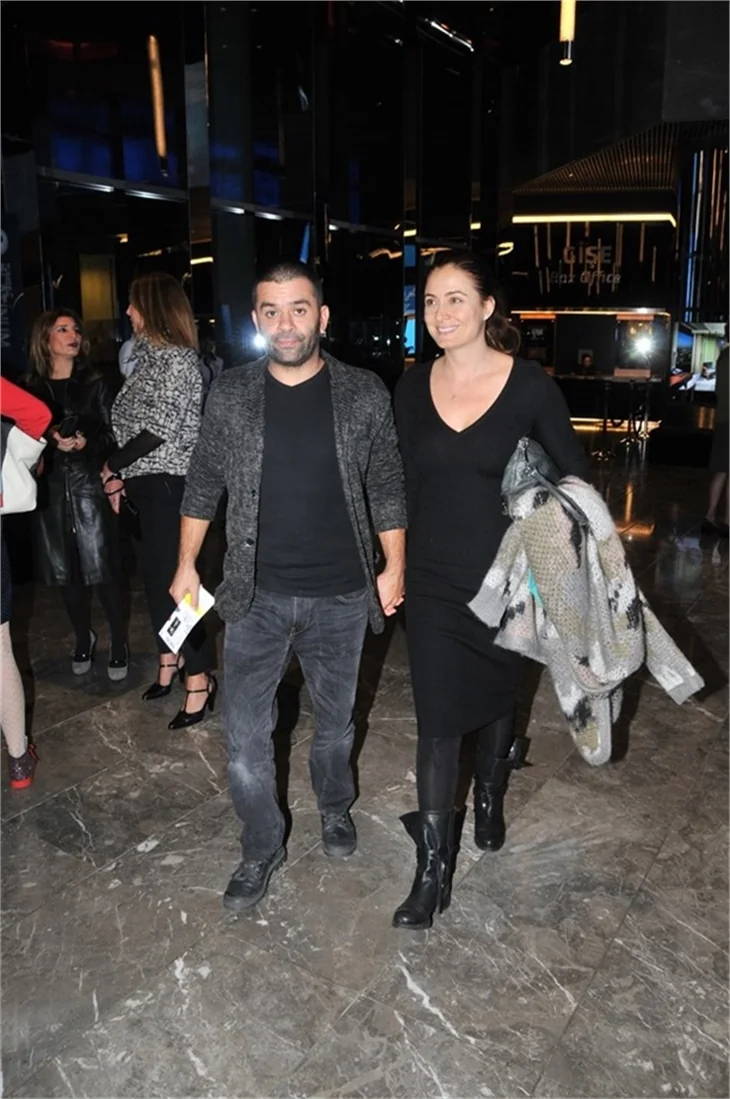 Bülent Şakrak ve eski eşi Özge Borak pişti oldu