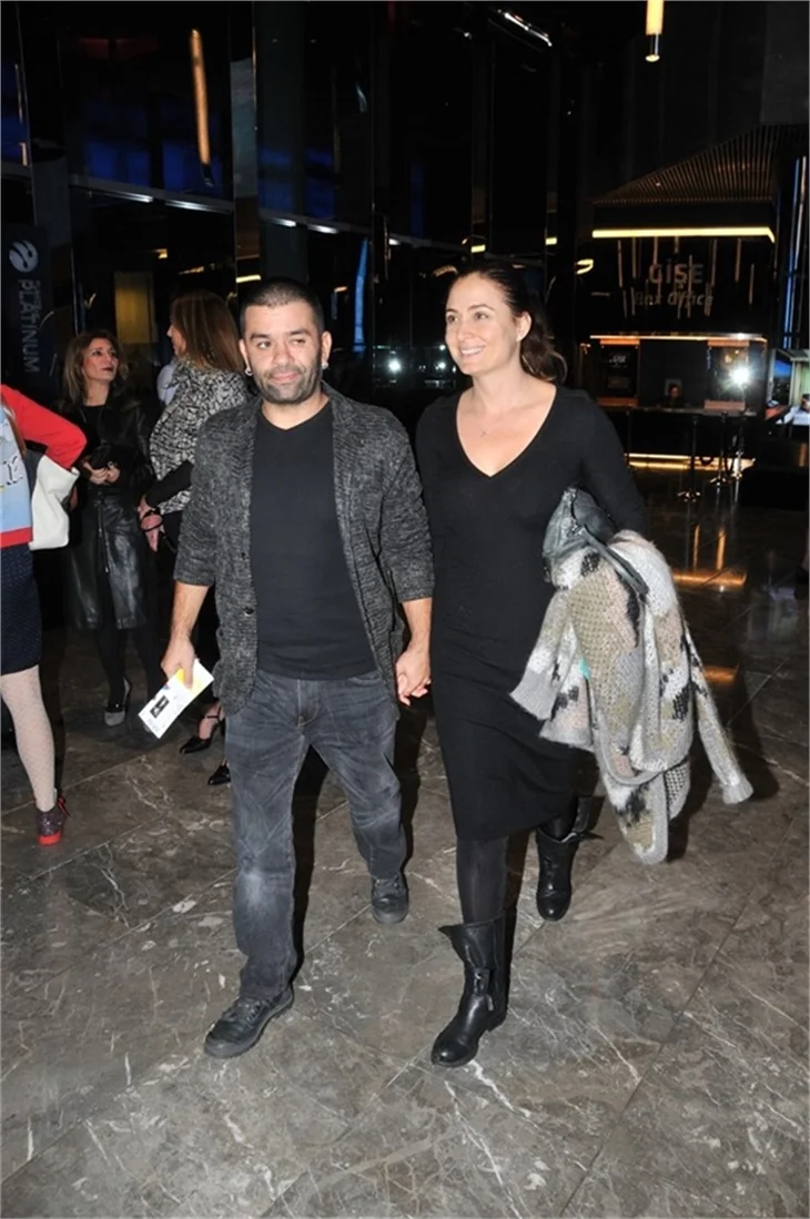 Bülent Şakrak ve eski eşi Özge Borak pişti oldu