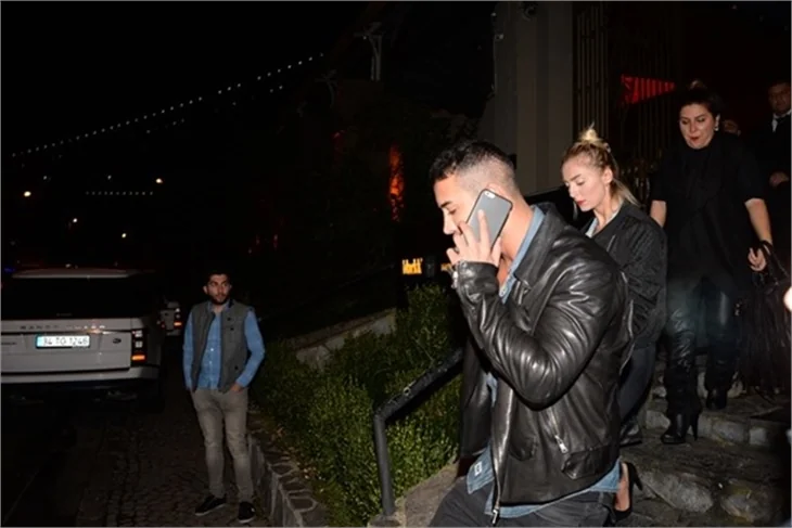 Demet Akalın ve Okan Kurt'un partisine ünlü akını