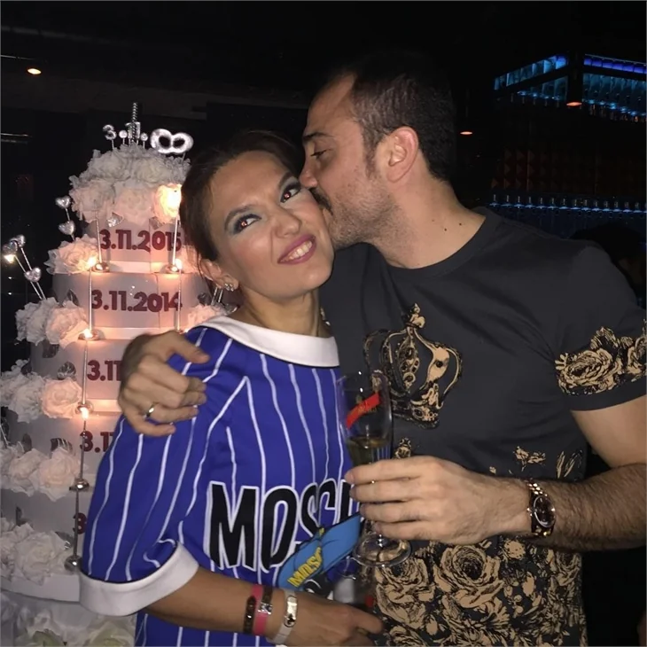 Demet Akalın ve Okan Kurt'un partisine ünlü akını