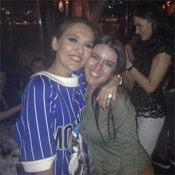 Demet Akalın ve Okan Kurt'un partisine ünlü akını