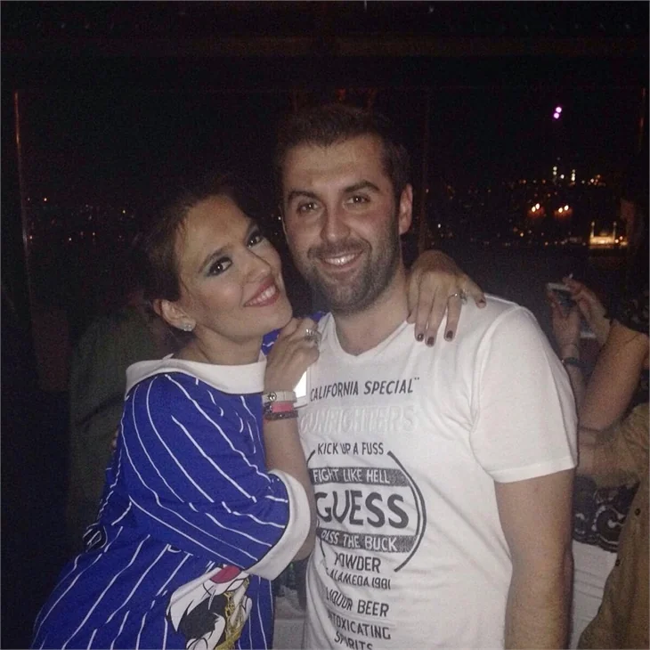 Demet Akalın ve Okan Kurt'un partisine ünlü akını