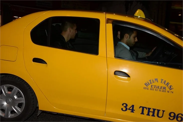 Galatasaray'lı Podolski'nin ilginç taktiği