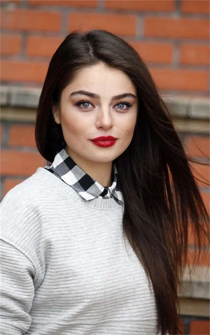 Ayça Ayşin Turan: Miranda Kerr'e benzetilmek