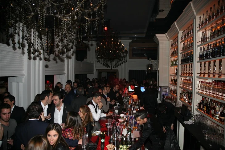 Madeo ruhu artık Karaköy'de