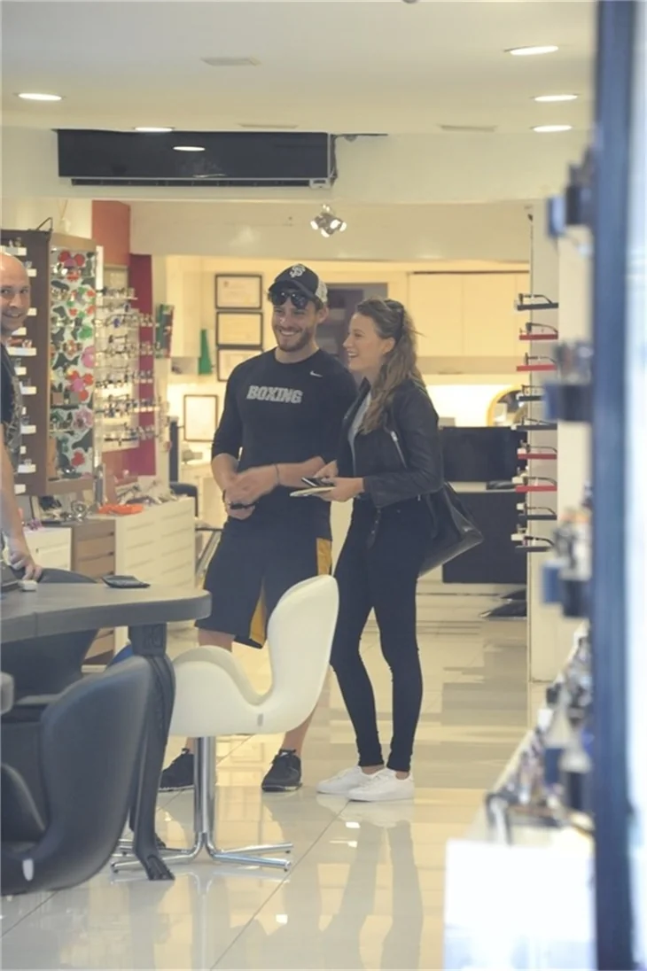 Serenay Sarıkaya ve Kerem Bürsin Amerika'ya gidiyor