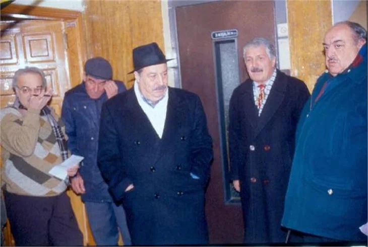 'Bizimkiler' dizisinin kamera arkası fotoğrafları