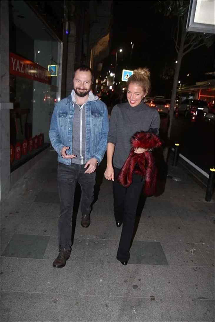 Burcu Esmersoy ve sevgilisi deşifre oldu!