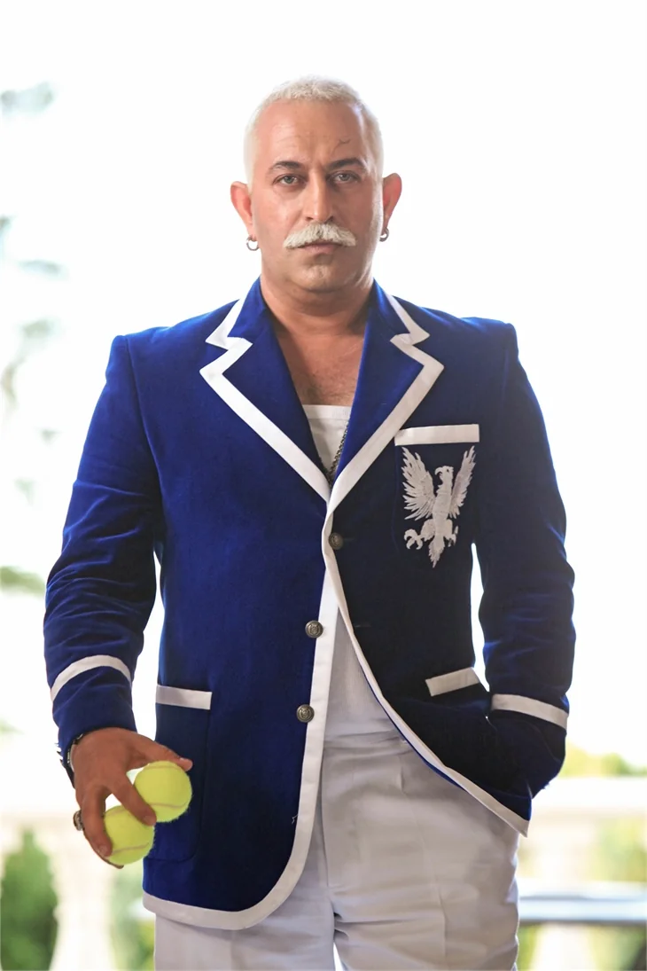 Cem Yılmaz, 'Ali Baba ve 7 Cüceler'i anlattı!