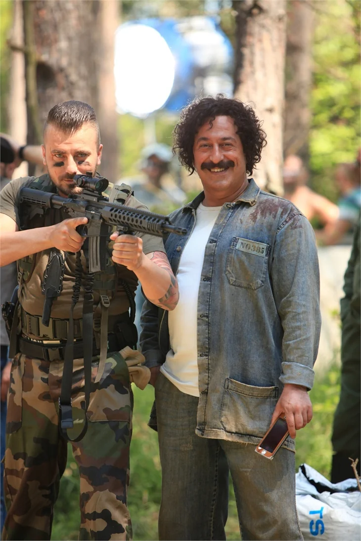 Cem Yılmaz, 'Ali Baba ve 7 Cüceler'i anlattı!