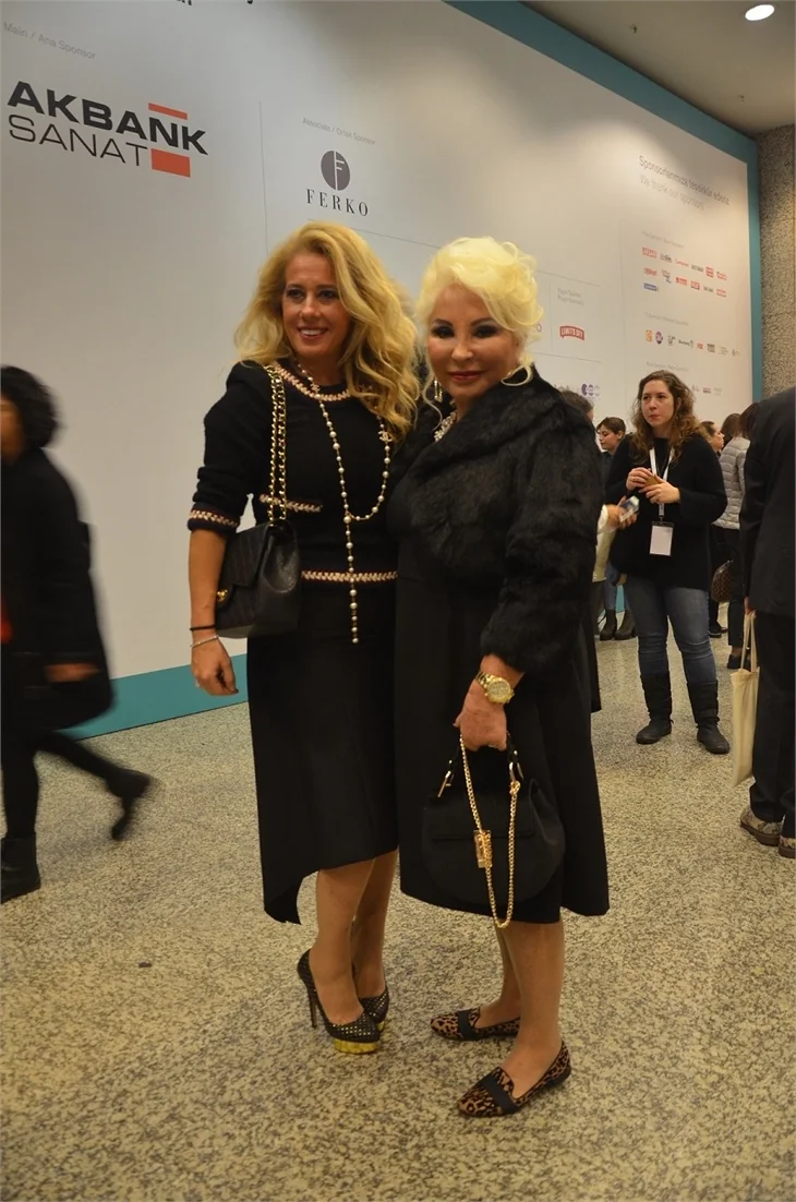 Contemporary İstanbul'a ünlü akını