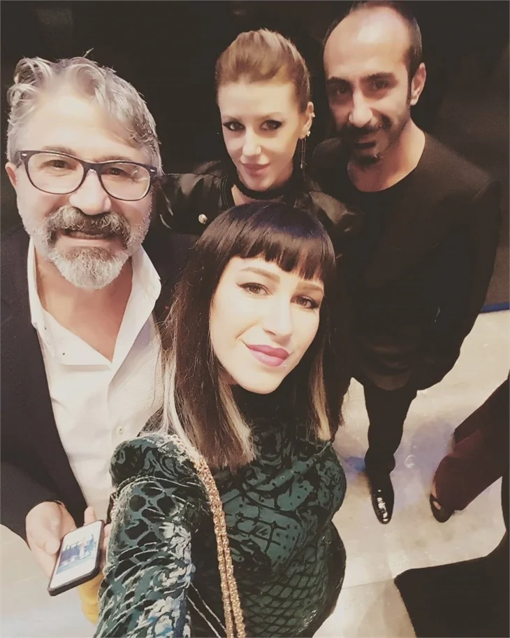 Cem Yılmaz, Ali Baba ve 7 Cüceler’in galasına oğlu Kemal ile geldi!