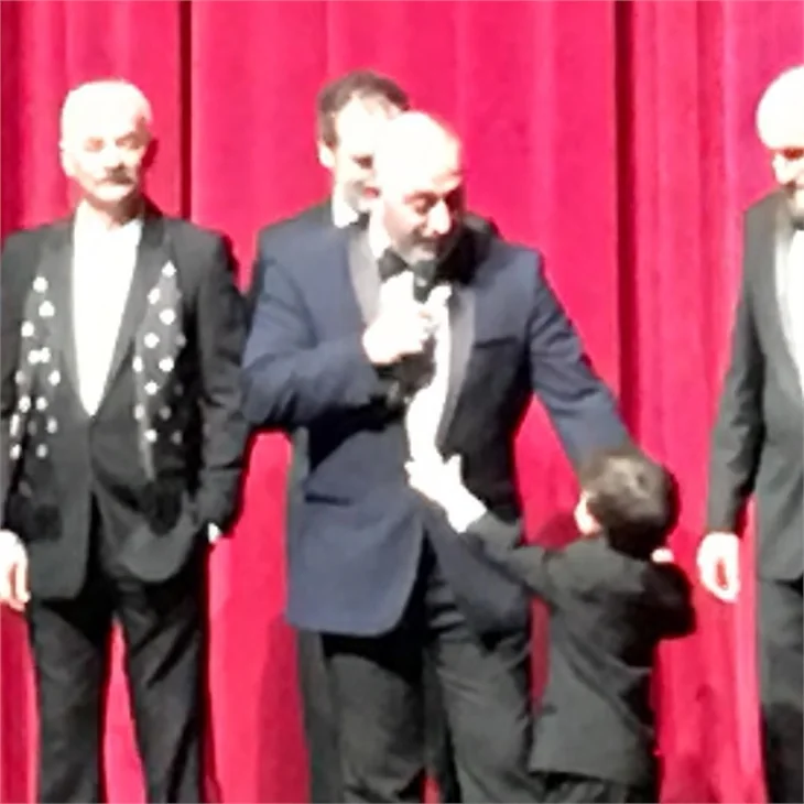 Cem Yılmaz'ın yeni filmi "Ali Baba ve Yedi Cüceler"in galasına ünlü akını