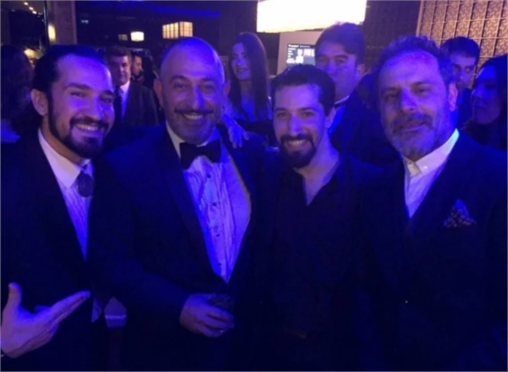 ‘Ali Baba ve 7 Cüceler’in galasında şıklık yarışı