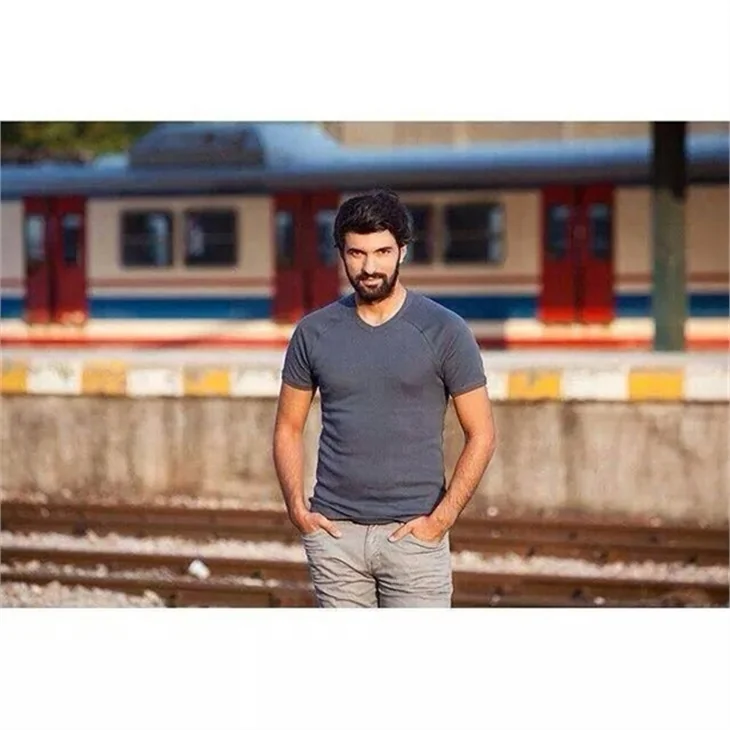 Engin Akyürek Emmy yolcusu