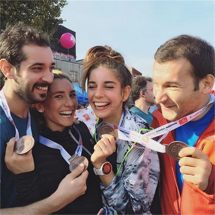 Ünlüler İstanbul Maratonu'nda..