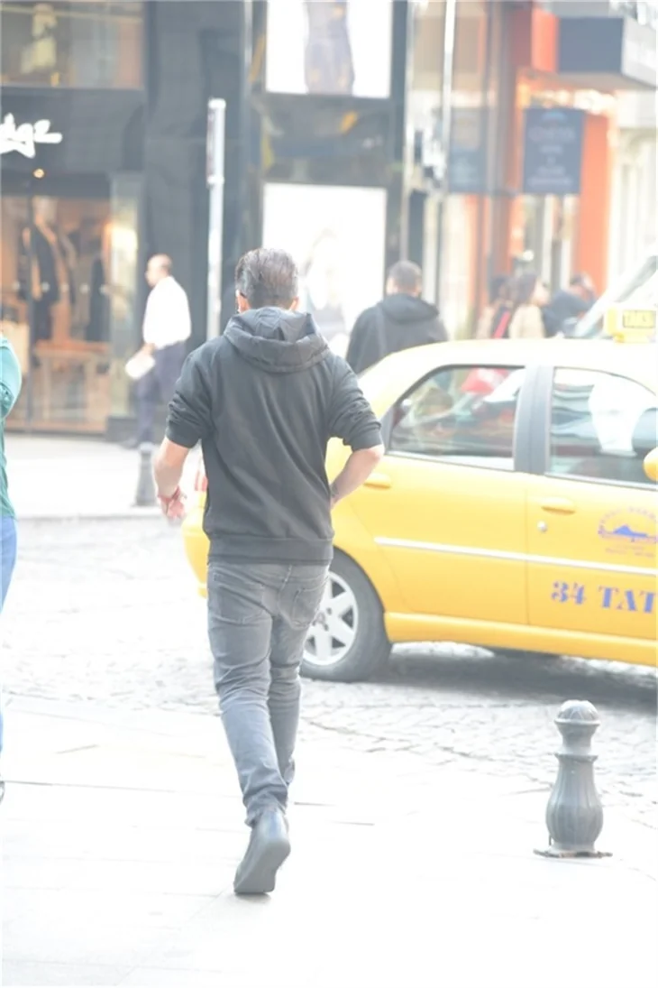 Rüzgar Erkoçlar, Hülya Avşar'la aynı filmde rol alacak mı?