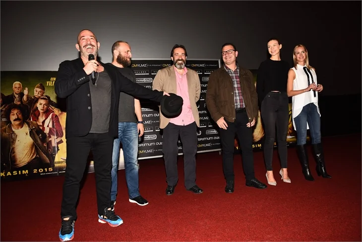 Cem Yılmaz'ın 'balkon' konuşması!