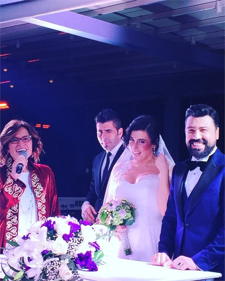 Bülent Emrah Parlak ve Burcu Gönder evlendi