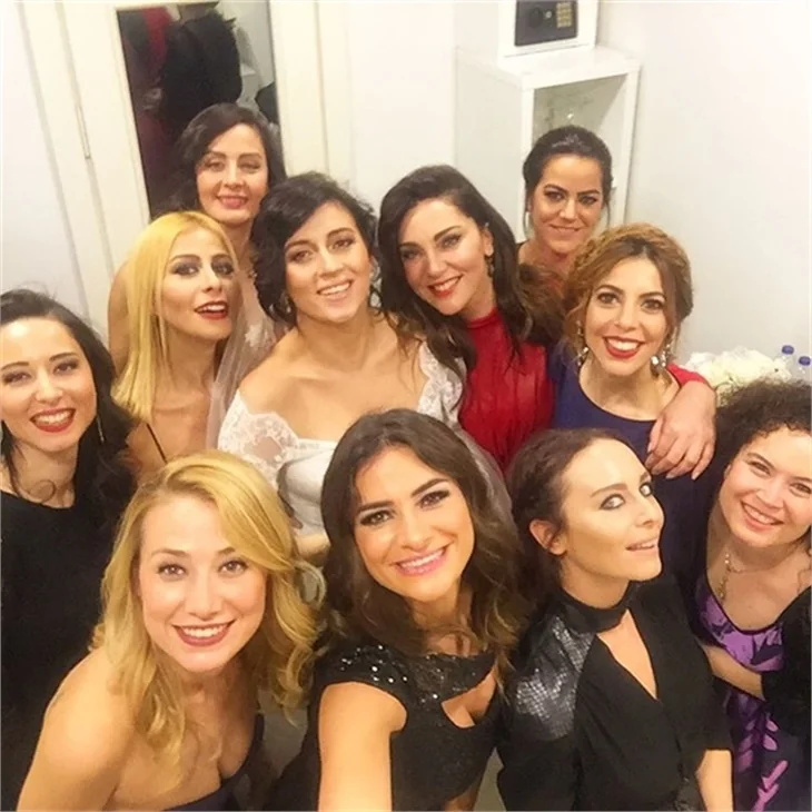 Bülent Emrah Parlak ve Burcu Gönder evlendi